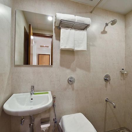Hotel Leafio Mumbai Ngoại thất bức ảnh