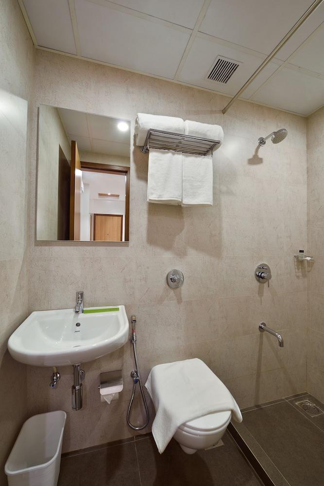 Hotel Leafio Mumbai Ngoại thất bức ảnh
